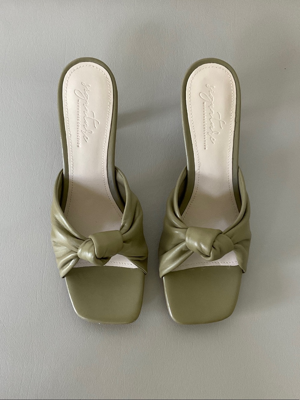 Journee Signature Collection Finlee Sandal